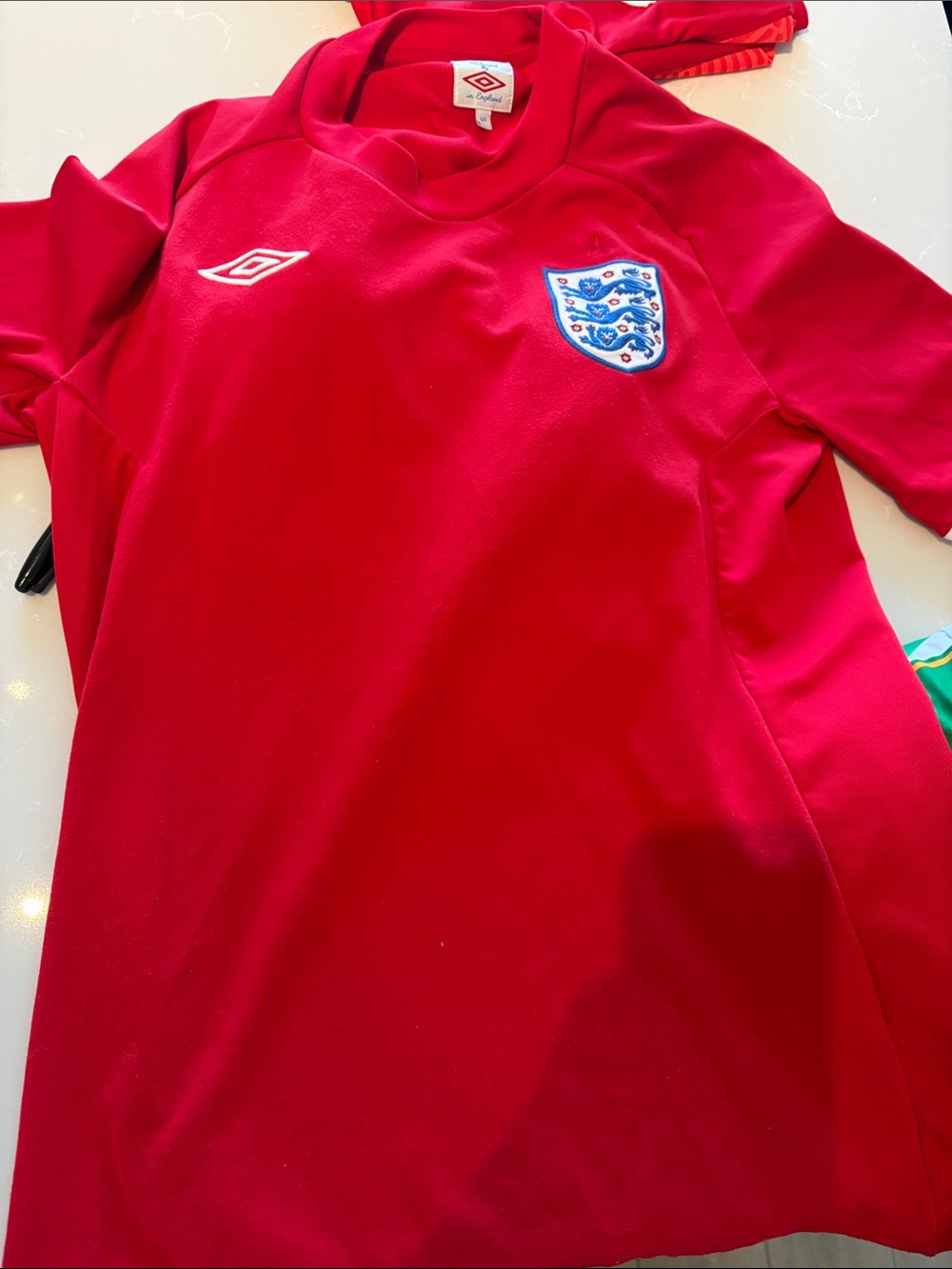 Umbro Red England Crest Football Shirt